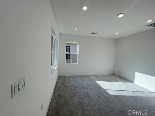 Building Photo - 75189 Aldrich Dr