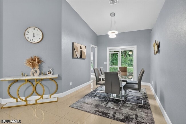 Building Photo - 850 29th St SW