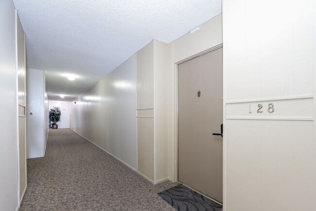 Building Photo - 380 Vallejo Dr
