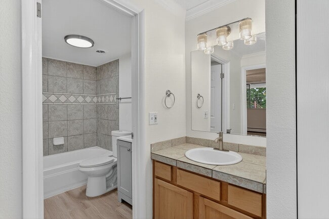 Building Photo - 1267 Lafayette St