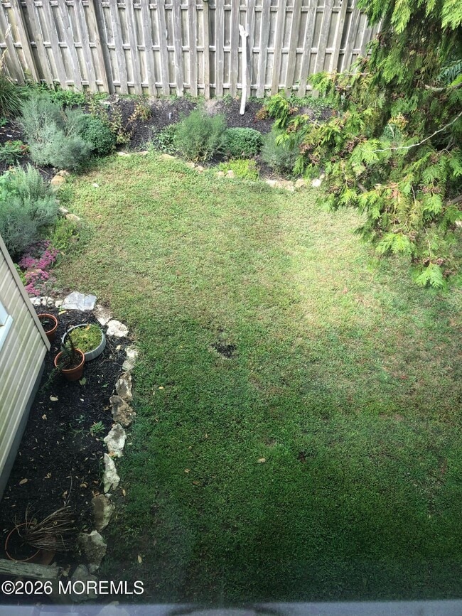 Building Photo - 610 1st Ave