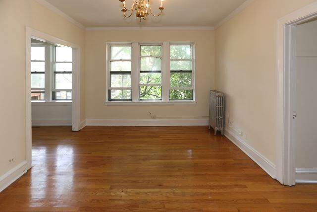 Building Photo - 4634 N Paulina St