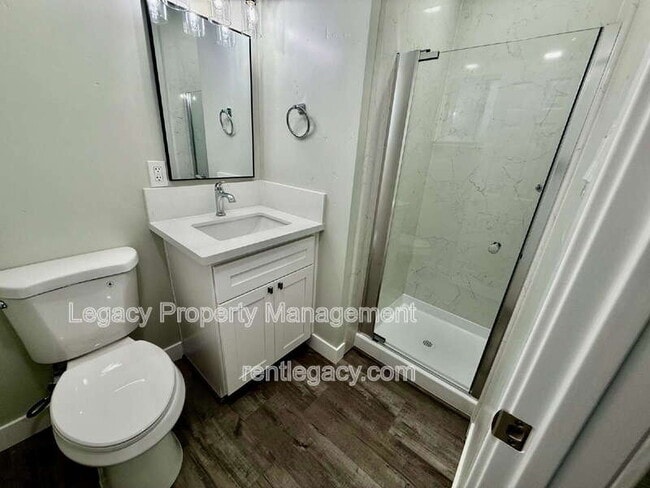 Building Photo - 6920 Demaret Dr