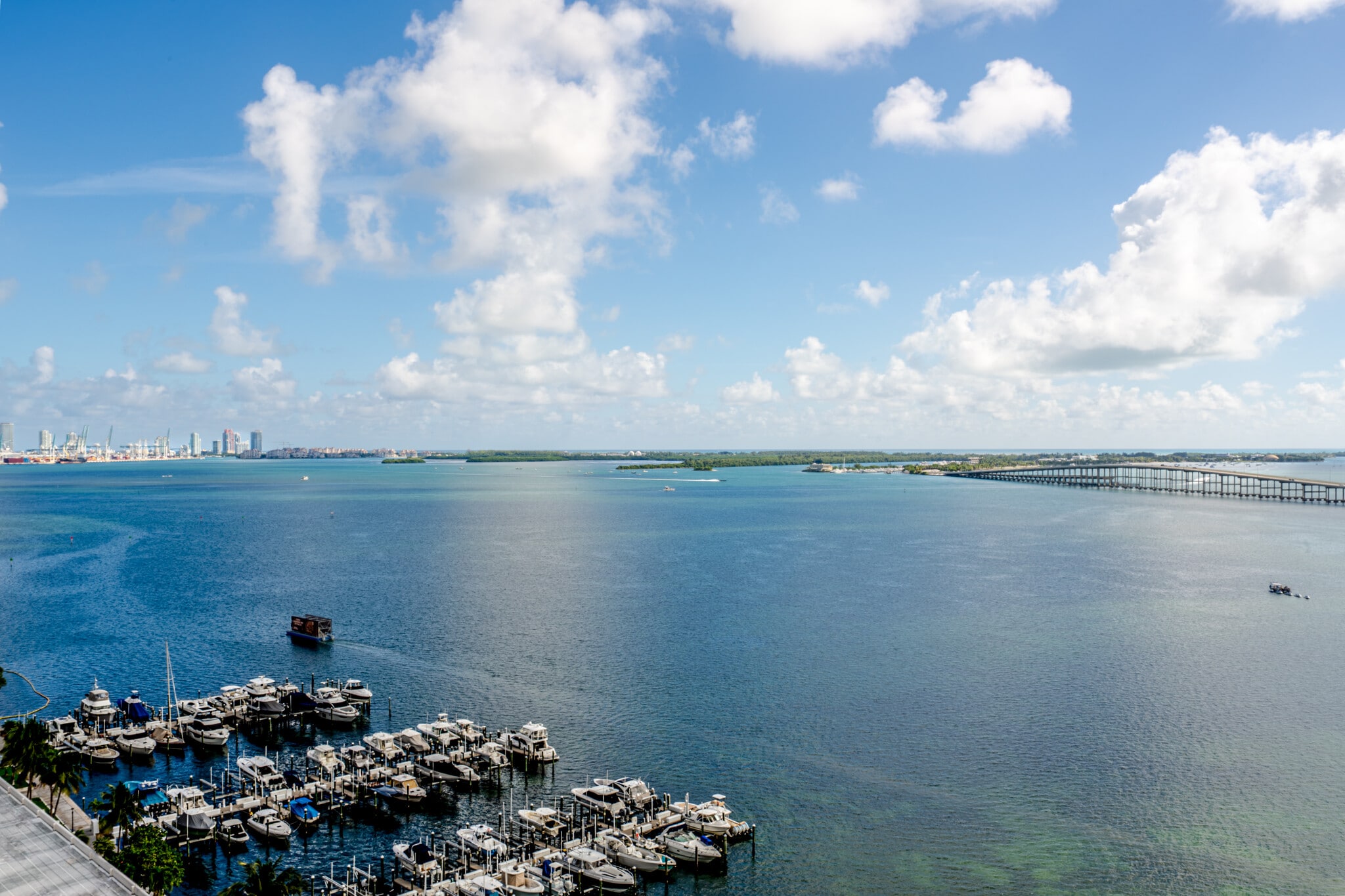 Building Photo - 1925 Brickell Ave