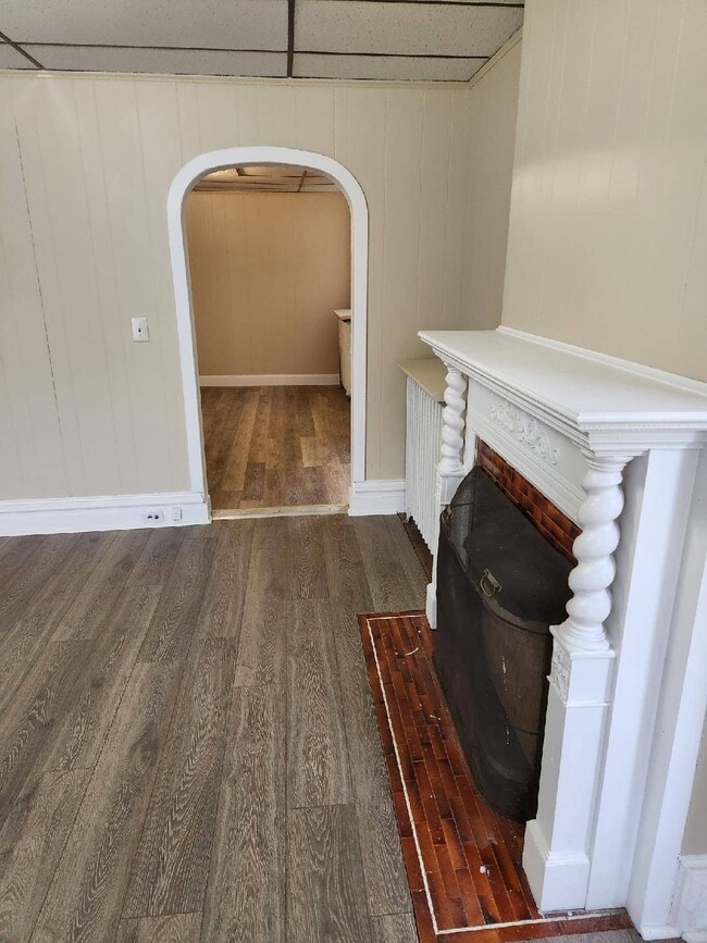 Building Photo - 2120 Highland Ave