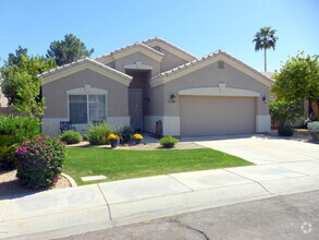 Building Photo - 2225 E Bel Air Ln