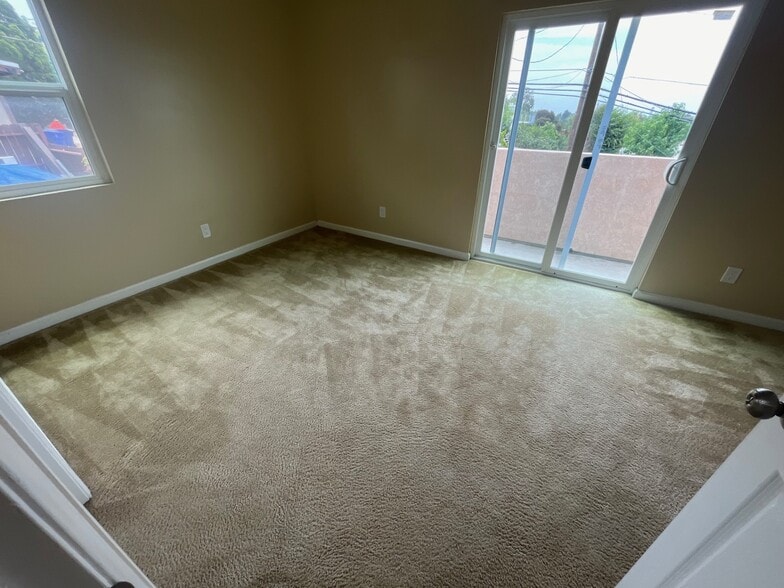 Building Photo - 5432 Mary Lane Dr