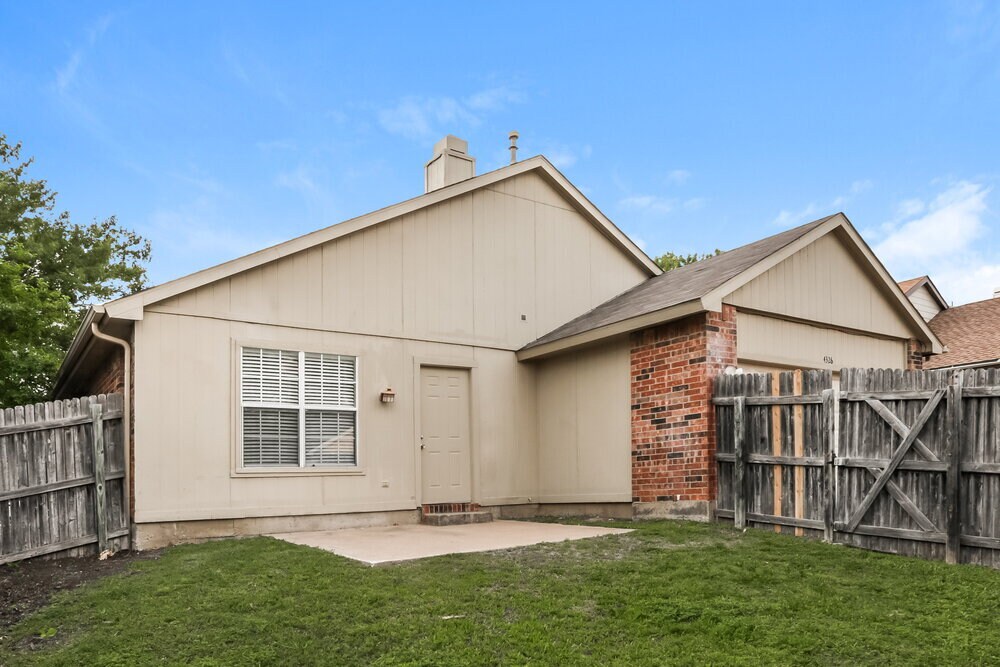 Building Photo - 4326 Walsh Ln