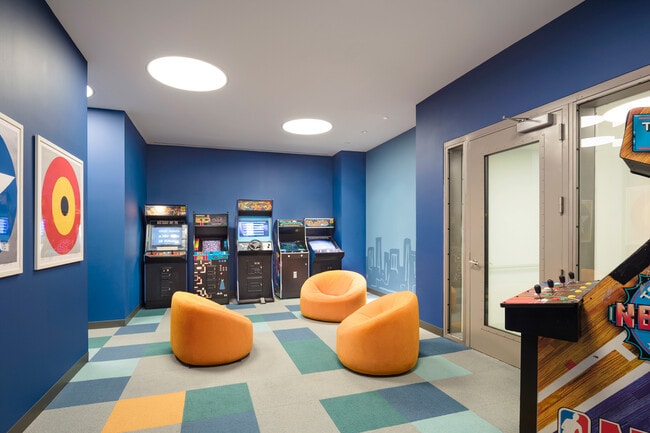 Interior Photo - The Easton