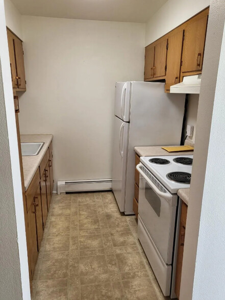 Building Photo - Black River Apartments