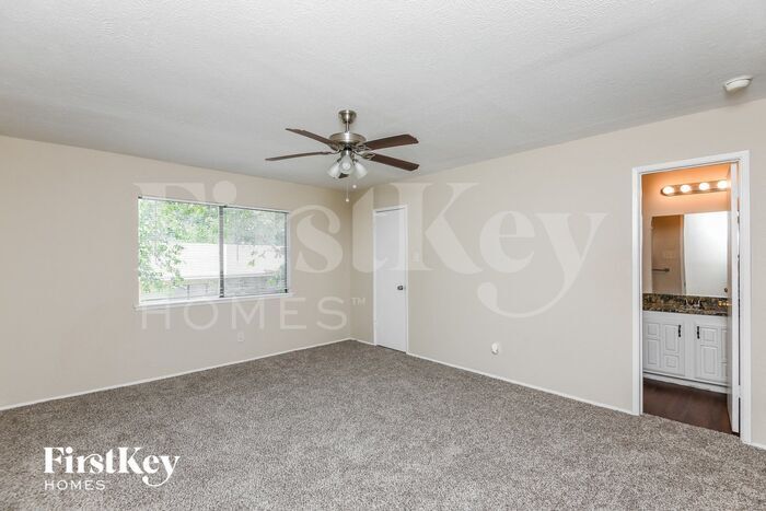 Building Photo - 3106 Overglen Dr