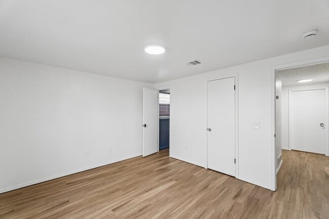 Building Photo - 8432 NW 92nd St