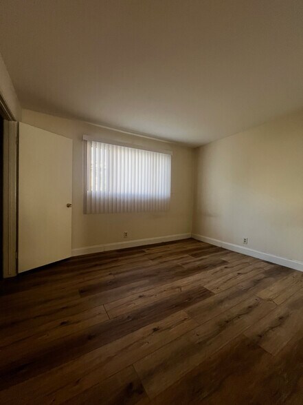 Building Photo - 235 N Verdugo Rd