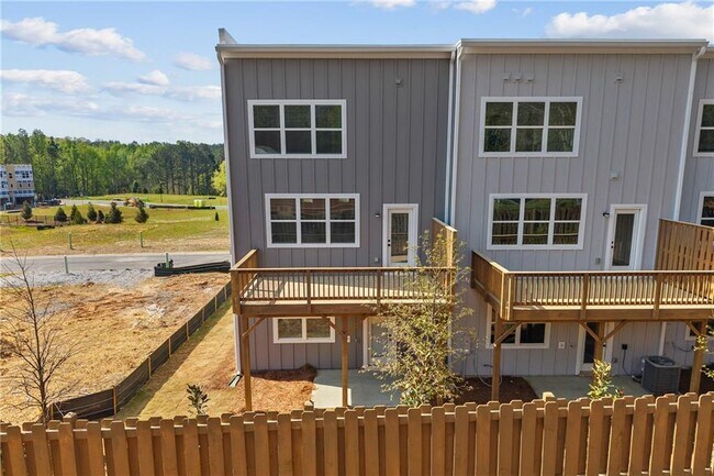 Building Photo - 3571 Overlook Rd NW