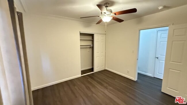 Building Photo - 607 W 47th St