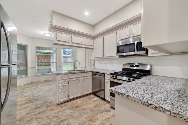 Building Photo - 11818 Snowberry Dr