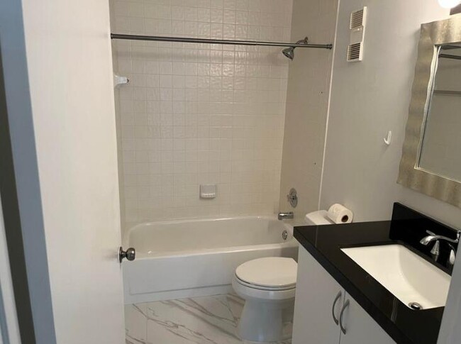 Building Photo - 8107 Windgate Dr