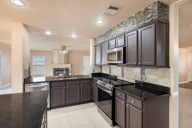 Building Photo - 1300 Chalk Ln