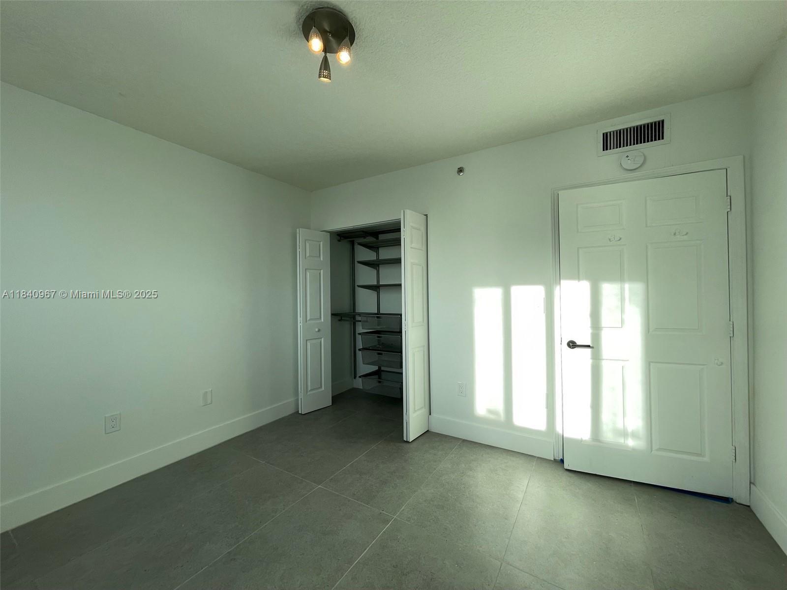 Building Photo - 8888 Collins Ave