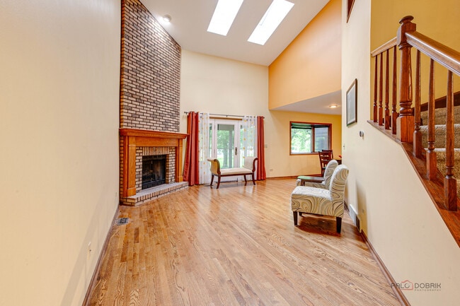 Building Photo - 1613 Pebble Beach Dr