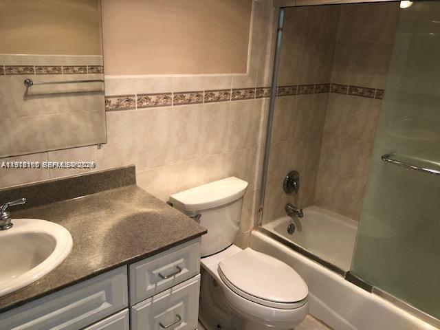 Building Photo - 2780 NE 183rd St