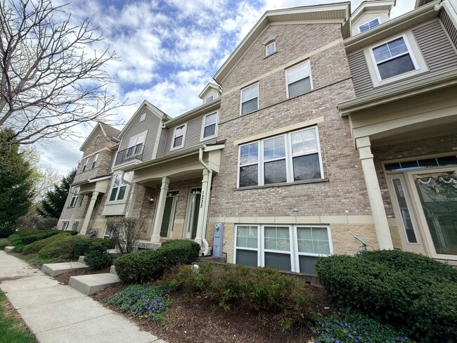 Building Photo - 1235 Tuscany Dr