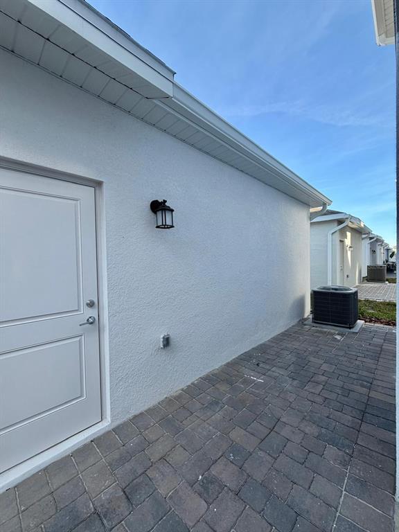 Building Photo - 2165 Stake Out Wy