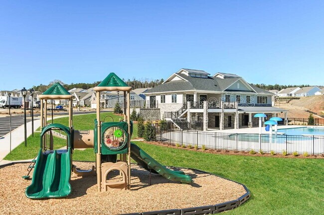 Building Photo - 6295 Fairfax Ct