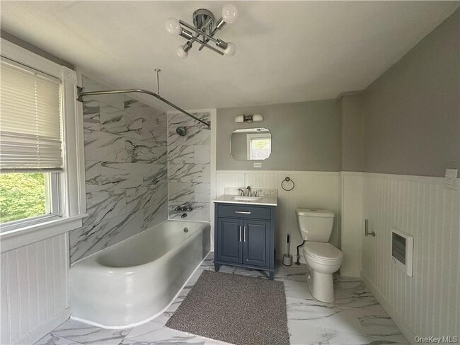 Building Photo - 20 Van Buren St