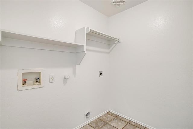 Building Photo - 8304 Horse Whisper Ln