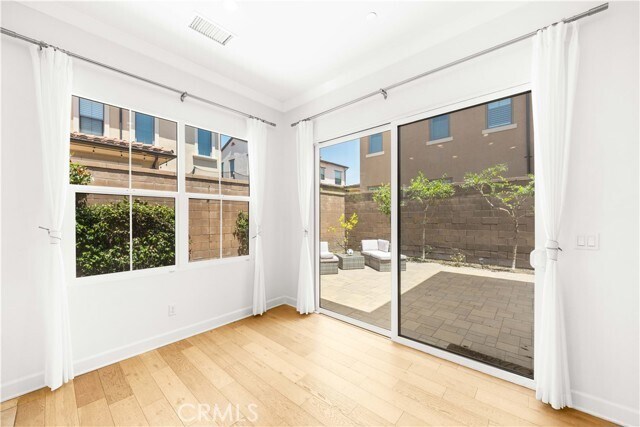 Building Photo - 68 Henson