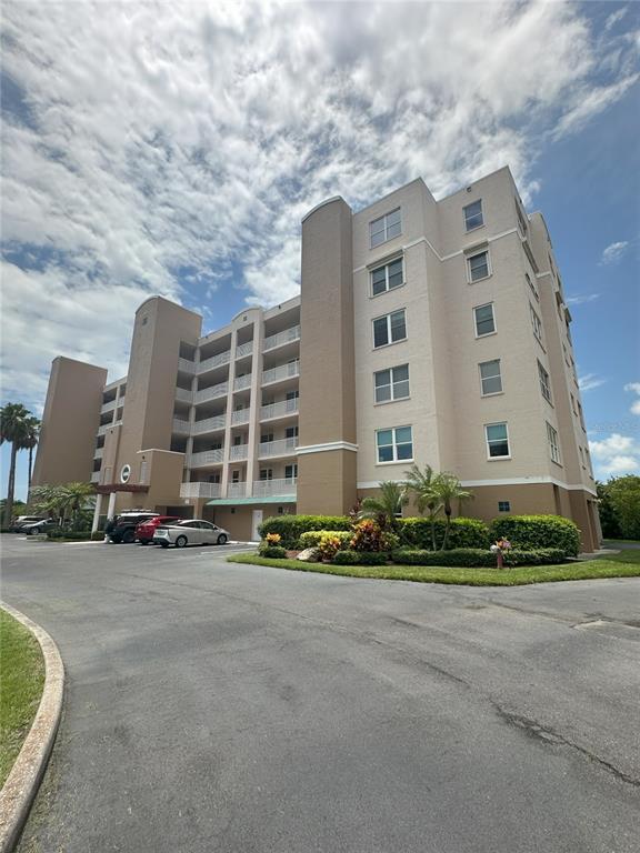 Building Photo - 6495 Shoreline Dr