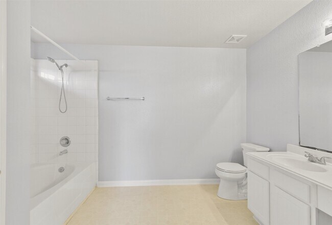 Building Photo - 21106 Blackbluff Ct