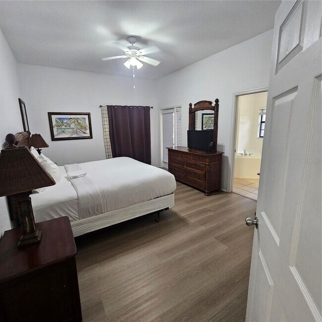 Building Photo - Caribe Cove 2/2 Fully Furnished condo near Disney and Davenport