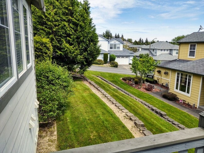 Building Photo - Townhome in Silverdale's Summerwind Community