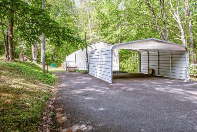 Building Photo - 7967 Caswell Rd