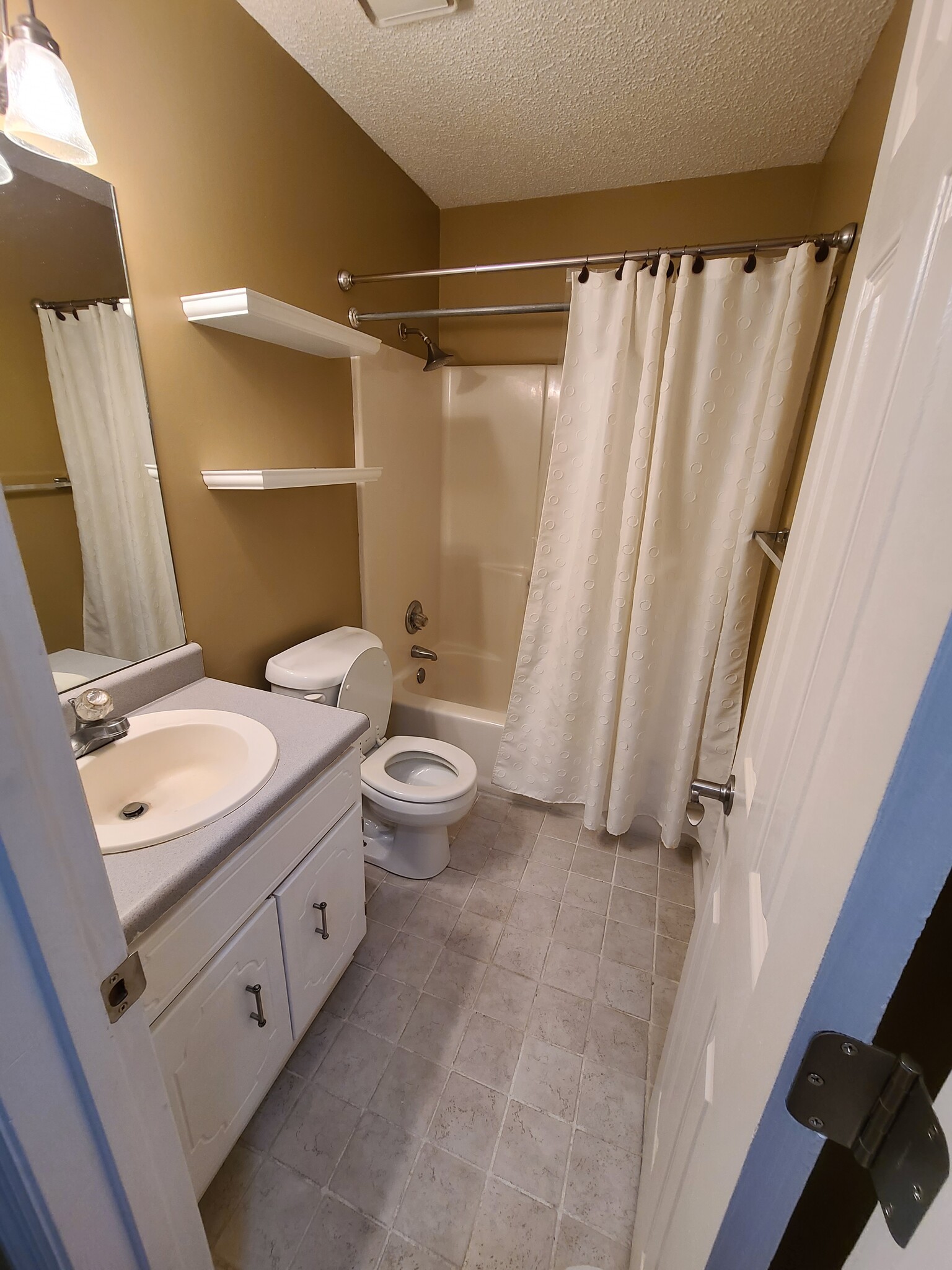 Hallway bathroom - 104 Bridgestone Dr NE