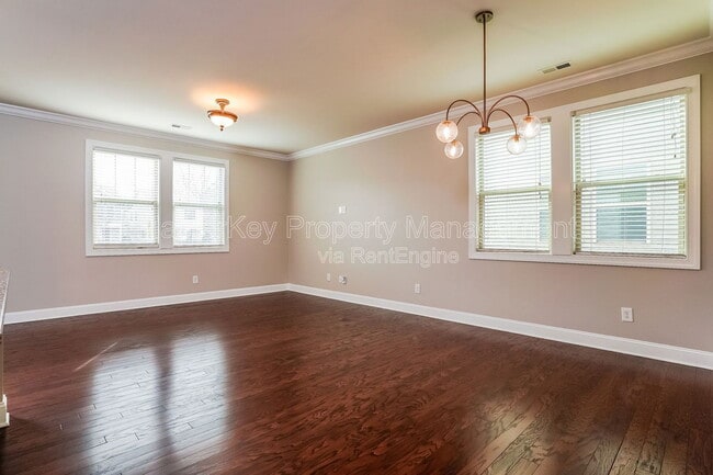 Building Photo - 705 Liberty Hill Pass