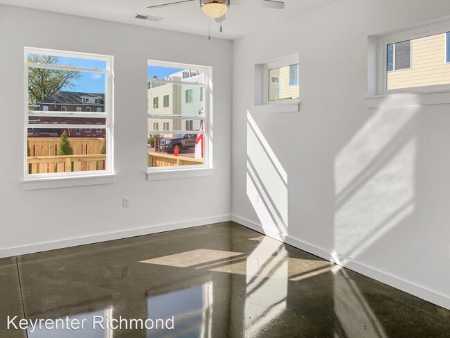 Building Photo - 2 br, 2 bath House - 116 W 12th St Unit A