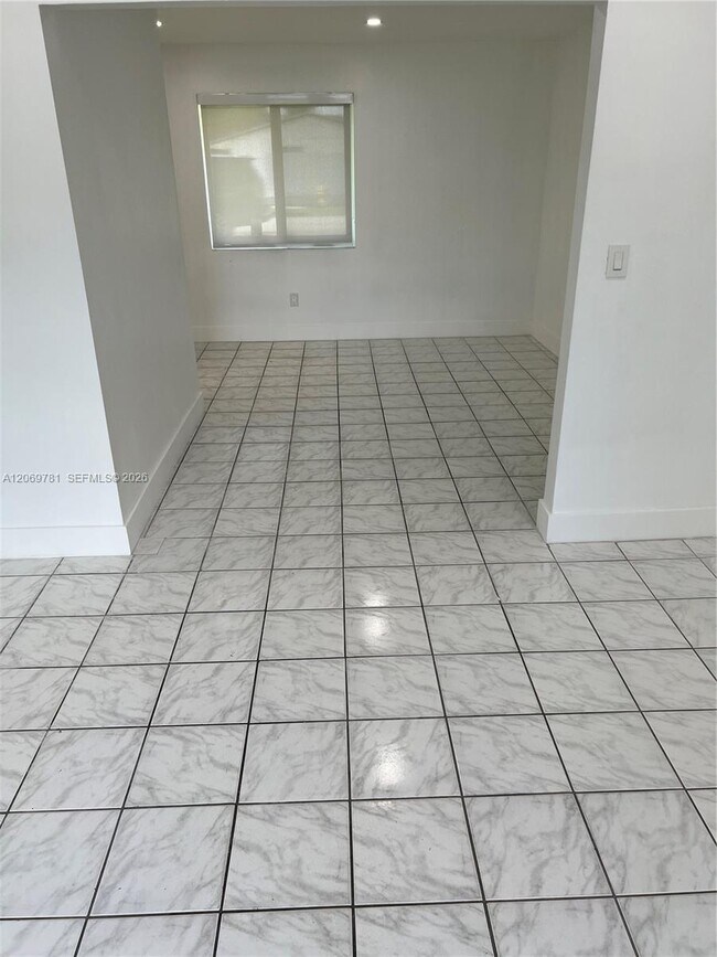 Building Photo - 13735 NW 23rd Ave