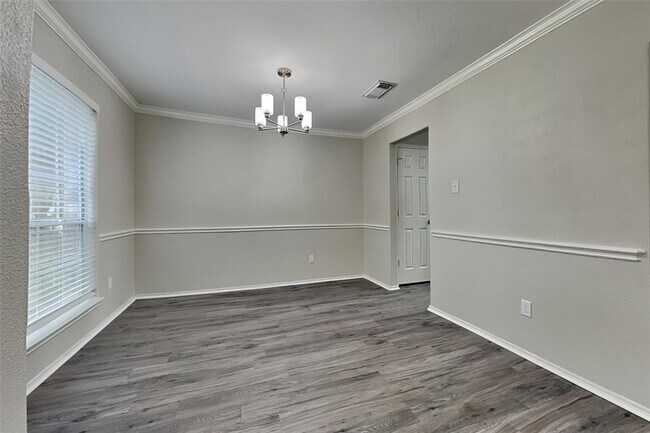 Building Photo - 3207 Trail Hollow Dr