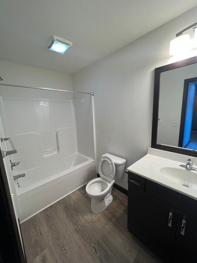 Building Photo - 3bd 3ba condo for rent!