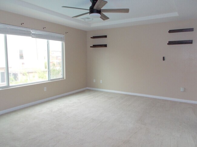 Building Photo - Welcome to your perfect summer retreat!