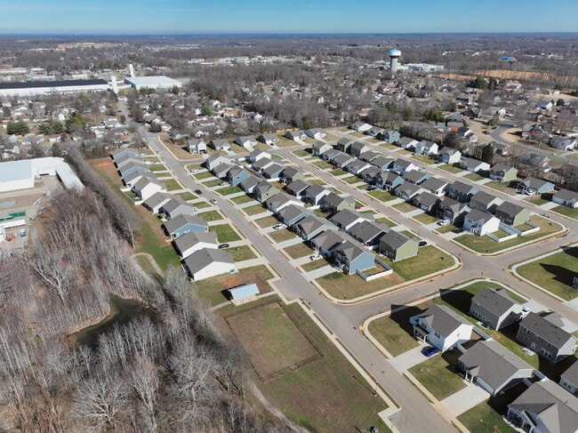 Building Photo - Modern 2024 New Construction in Sage Farms – Steps from Dog Park & Trails!