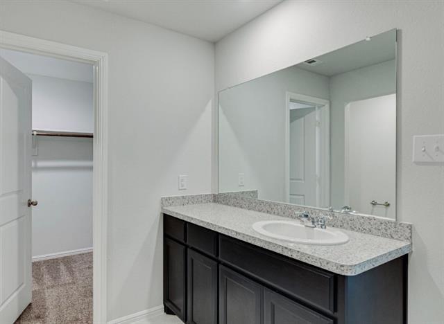 Building Photo - 16609 Milwaukee St