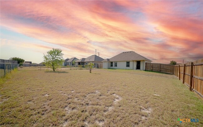 Building Photo - 2624 Saulsbury Dr