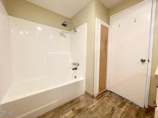 Building Photo - 127 Seaspray Way