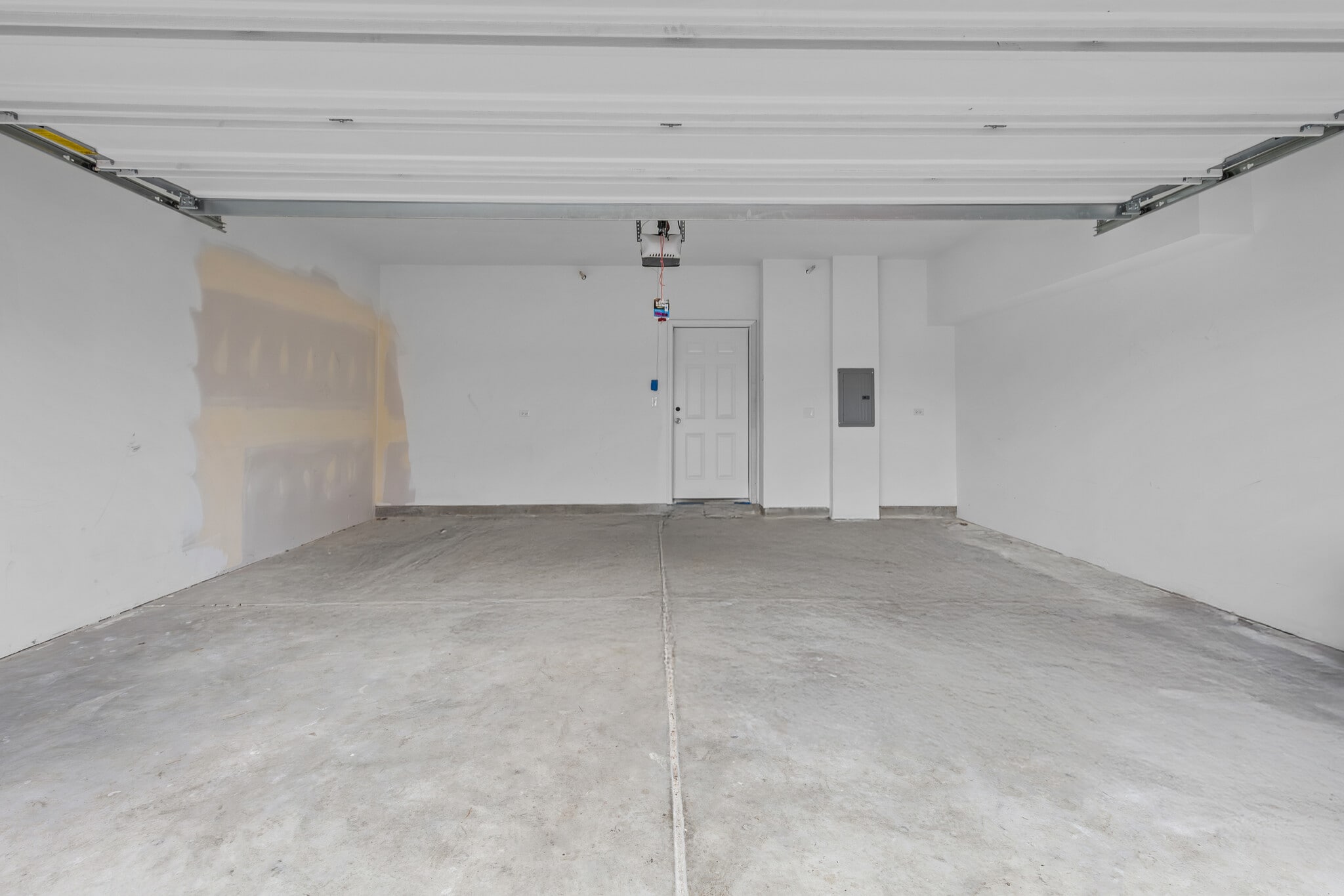 Building Photo - 27W280 Bauer Rd