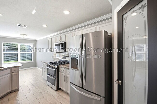 Building Photo - 21103 N Valley Ct