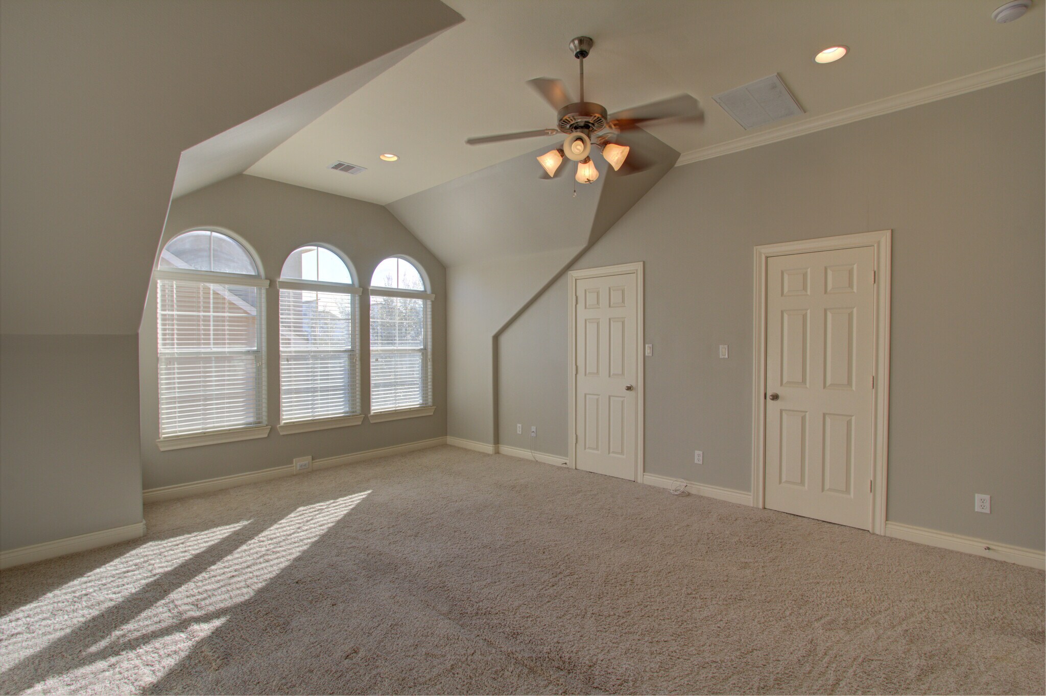 Large Primary Bedroom - 1612 Colorado St